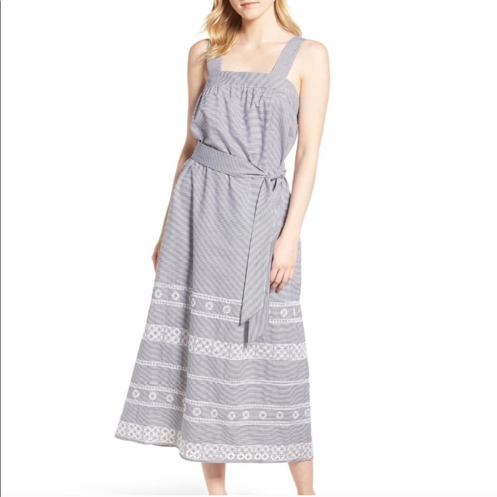 Vineyard vines dress